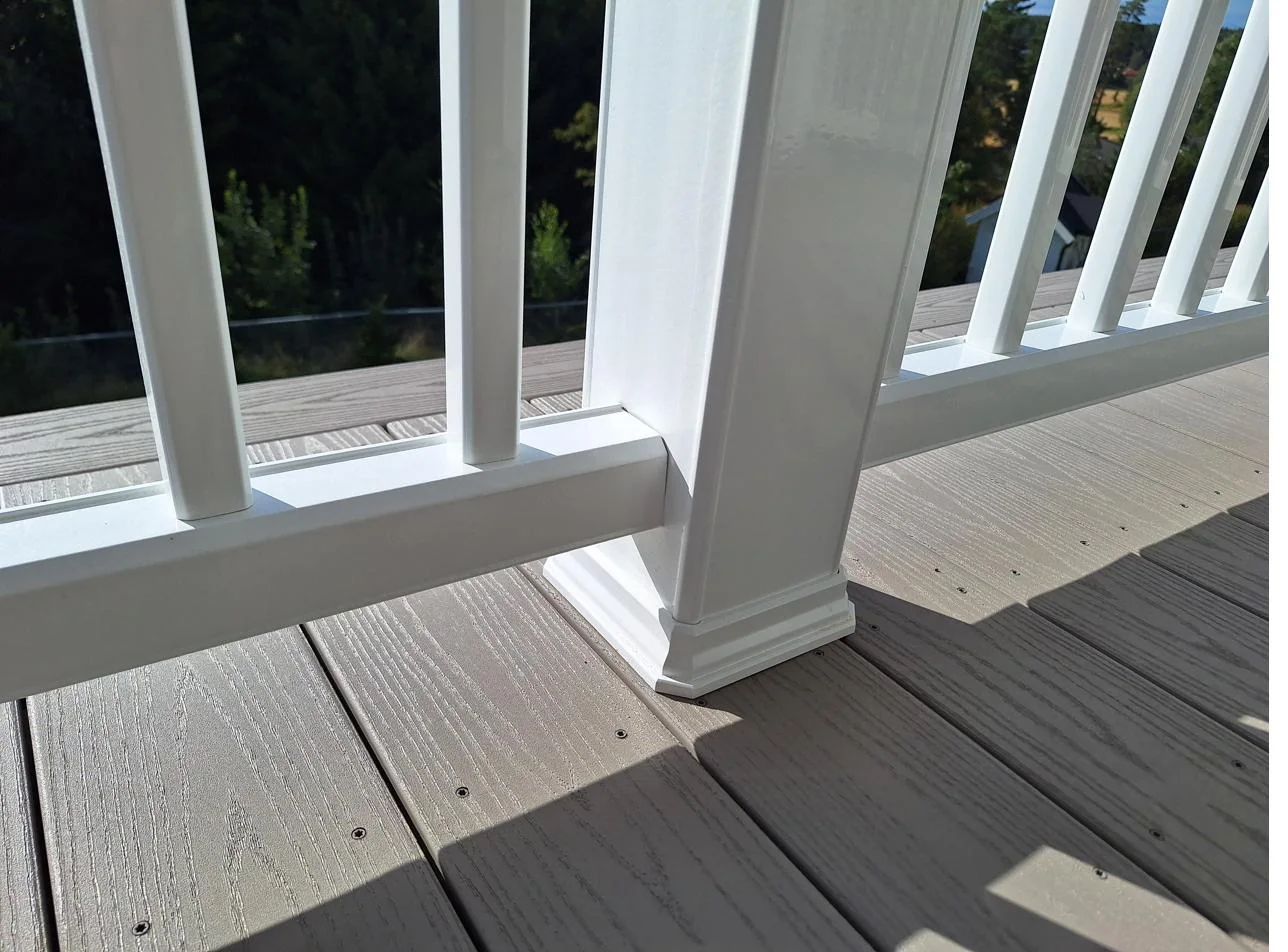 Detalj av stolpefot og underligger